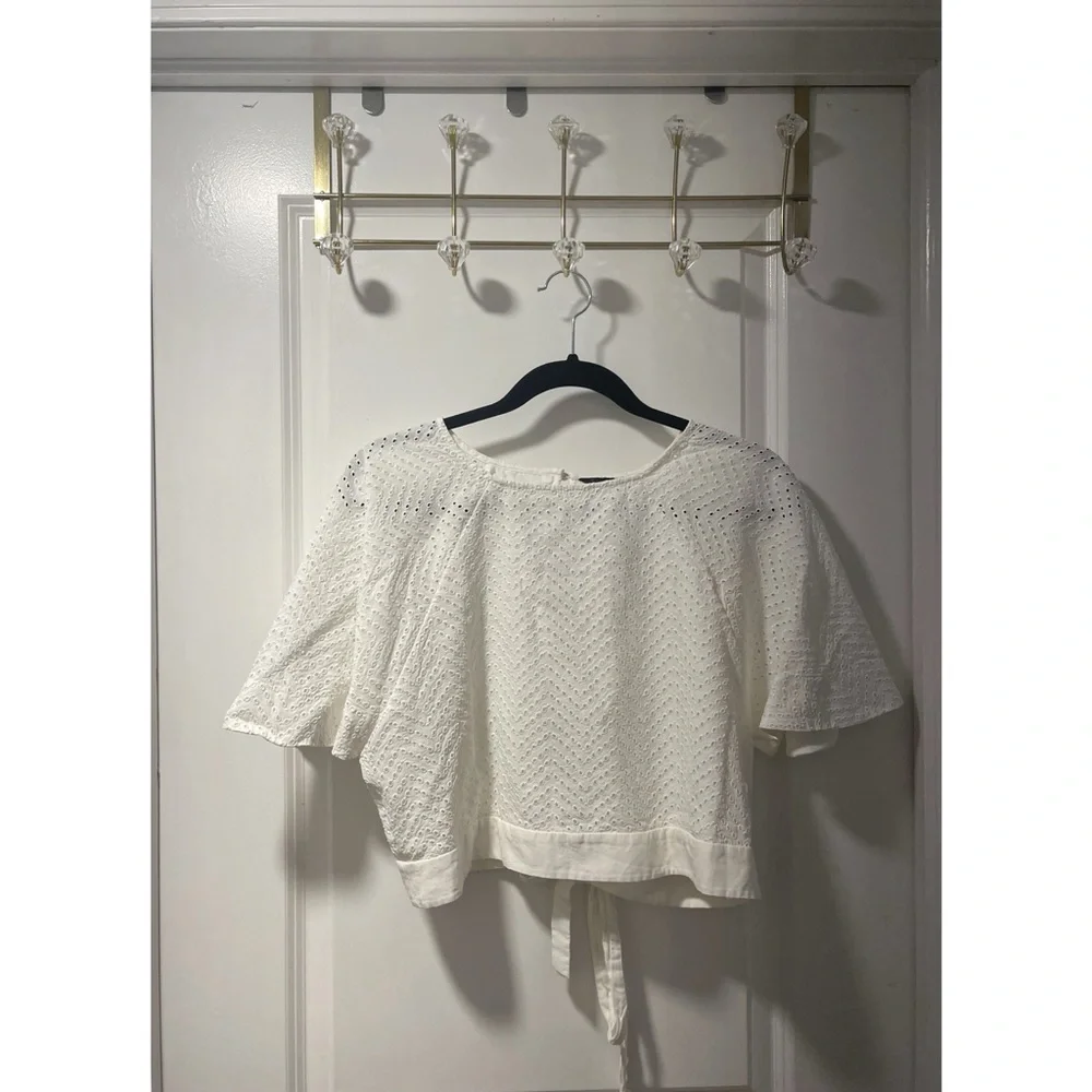 Express Top - Picture 1 of 2